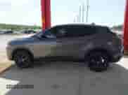 2024 Dodge Hornet GT z VIN ZACNDFAN1R3A38147, wystawiony jako IAAI lot #43122771 z przebiegiem 17 117 mil mil oraz . Historia ofert i sprzedaży dostępna na DreamBid. Obrazek 15.