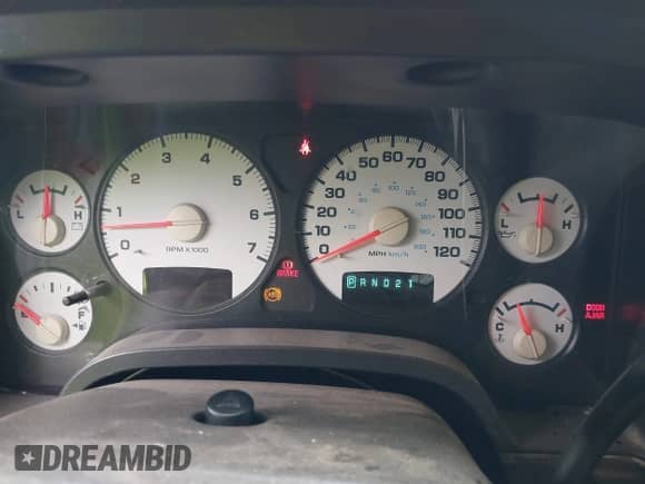 2005 Dodge 1500 SLT z VIN 1D7HA18D65S123946, wystawiony jako IAAI lot #42070507 z przebiegiem Nie podano mil oraz . Historia ofert i sprzedaży dostępna na DreamBid. Obrazek 7.