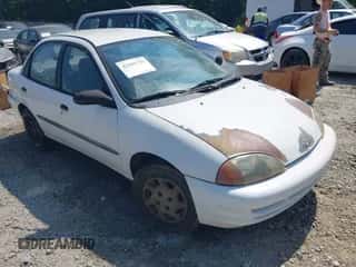 2001 Chevrolet Metro Lsi z VIN 2C1MR522816703371, wystawiony jako IAAI lot #42588759 z przebiegiem 159 992 mil mil oraz . Historia ofert i sprzedaży dostępna na DreamBid. Obrazek 1.