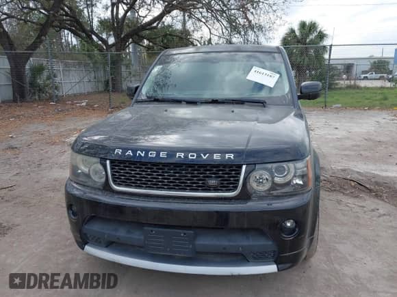 2013 Land Rover Range Rover Sport SC z VIN SALSH2E48DA802796, wystawiony jako IAAI lot #41613187 z przebiegiem 104 024 mil mil oraz . Historia ofert i sprzedaży dostępna na DreamBid. Obrazek 6.
