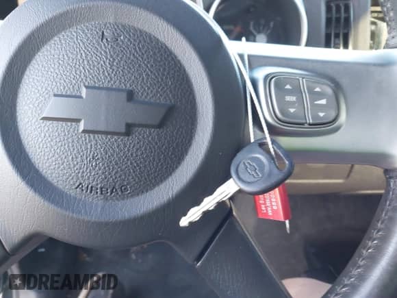 2003 Chevrolet SSR LS с VIN 1GCES14P33B100292, выставлен на аукционе IAAI как лот 41196790 с пробегом 68 970 миль миль и . История ставок и продаж доступна на DreamBid. Изображение 11.