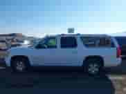 2010 Chevrolet Suburban LT с VIN 1GNUKJE38AR112053, выставлен на аукционе IAAI как лот 43286501 с пробегом 157 568 миль миль и . История ставок и продаж доступна на DreamBid. Изображение 14.