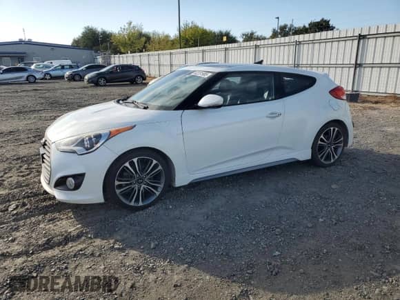 2016 Hyundai Veloster Turbo with VIN KMHTC6AEXGU289985, listed as a Copart auction lot 82231985 with 194,899 mi miles and Salvage title. Bid and sale history available at DreamBid. Image 1.