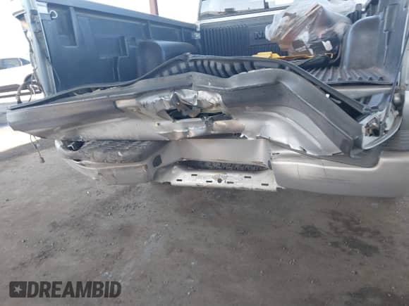 2003 Nissan Frontier SVE with VIN 1N6MD29Y63C465571, listed as a IAAI auction lot 41502613 with 175,996 mi miles and . Bid and sale history available at DreamBid. Image 6.