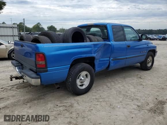 2001 Dodge 1500 с VIN 3B7HC12Z51G171206, выставлен на аукционе Copart как лот 73460054 с пробегом 98 476 миль миль и Списание • Salvage title. История ставок и продаж доступна на DreamBid. Изображение 3.