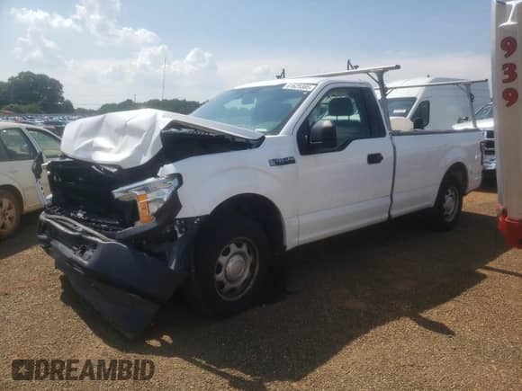 2019 Ford F-150 XL с VIN 1FTMF1CB8KKE20020, выставлен на аукционе Copart как лот 61625385 с пробегом 102 402 миль миль и Списание • Salvage title. История ставок и продаж доступна на DreamBid. Изображение 1.