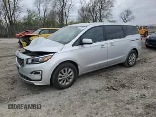 2020 Kia Sedona L с VIN KNDMA5C14L6592116, выставлен на аукционе Copart как лот 53335615 с пробегом 99 720 миль миль и Списание • Salvage title. История ставок и продаж доступна на DreamBid. Изображение 1.