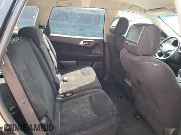 2016 Nissan Pathfinder SV with VIN 5N1AR2MM1GC624770, listed as a Copart auction lot 64461255 with 141,877 mi miles and Salvage title. Bid and sale history available at DreamBid. Image 11.