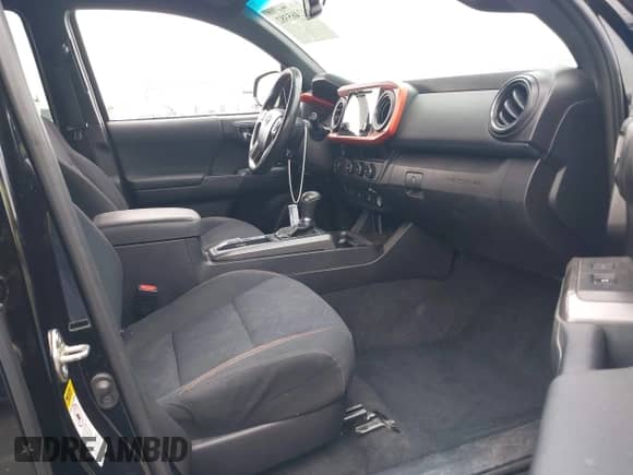 2017 Toyota Tacoma SR5 with VIN 3TMAZ5CN4HM047698, listed as a IAAI auction lot 42465382 with 132,297 mi miles and . Bid and sale history available at DreamBid. Image 5.