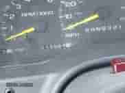 1998 Chevrolet Silverado 1500 z VIN 2GCEC19M2W1251821, wystawiony jako IAAI lot #42166116 z przebiegiem 215 094 mil mil oraz . Historia ofert i sprzedaży dostępna na DreamBid. Obrazek 15.