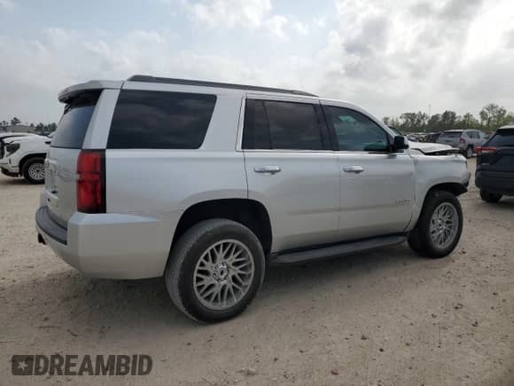 2020 Chevrolet Tahoe LS z VIN 1GNSCAKC9LR265813, wystawiony jako Copart lot #51955445 z przebiegiem 63 647 mil mil oraz Szkoda całkowita • Salvage title. Historia ofert i sprzedaży dostępna na DreamBid. Obrazek 3.