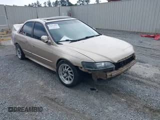 2002 Honda Accord EX with VIN 1HGCG55622A032711, listed as a IAAI auction lot 42417285 with 263,298 mi miles and . Bid and sale history available at DreamBid. Image 1.