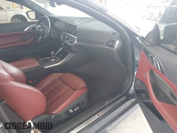 2021 BMW 4 Series M440i xDrive с VIN WBA13AR02MCG58623, выставлен на аукционе IAAI как лот 42688754 с пробегом 42 021 миль миль и . История ставок и продаж доступна на DreamBid. Изображение 5.