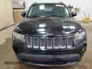 2014 Jeep Compass Sport z VIN 1C4NJDAB6ED728271, wystawiony jako Copart lot #70187355 z przebiegiem 224 993 mil mil oraz Czysty tytuł • Clean title. Historia ofert i sprzedaży dostępna na DreamBid. Obrazek 5.