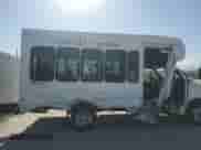 2007 Chevrolet Express Commercial DRW C7L с VIN 1GBJG31U971178937, выставлен на аукционе Copart как лот 61300724 с пробегом Не указан миль и Списание • Salvage title. История ставок и продаж доступна на DreamBid. Изображение 9.