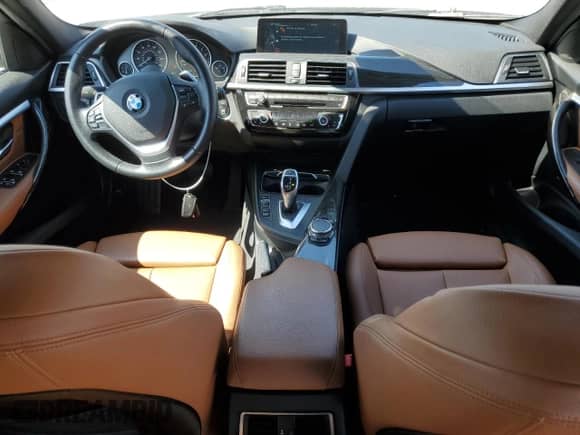 2016 BMW 3 Series 328i z VIN WBA8E9C57GK646275, wystawiony jako Copart lot #85124495 z przebiegiem 114 313 mil mil oraz Szkoda całkowita • Salvage title. Historia ofert i sprzedaży dostępna na DreamBid. Obrazek 8.