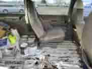 2000 Chevrolet Astro с VIN 1GNDM19W4YB137744, выставлен на аукционе Copart как лот 86167274 с пробегом Не указан миль и Списание • Salvage title. История ставок и продаж доступна на DreamBid. Изображение 11.