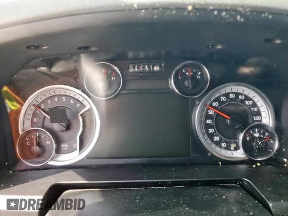 2018 Ram 1500 Big Horn z VIN 1C6RR6LG0JS340481, wystawiony jako Copart lot #61254065 z przebiegiem Nie podano mil oraz Szkoda całkowita • Salvage title. Historia ofert i sprzedaży dostępna na DreamBid. Obrazek 9.