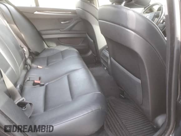 2013 BMW 5 Series 528i xDrive z VIN WBAXH5C57DD113791, wystawiony jako Copart lot #80274744 z przebiegiem 170 905 mil mil oraz Czysty tytuł • Clean title. Historia ofert i sprzedaży dostępna na DreamBid. Obrazek 11.