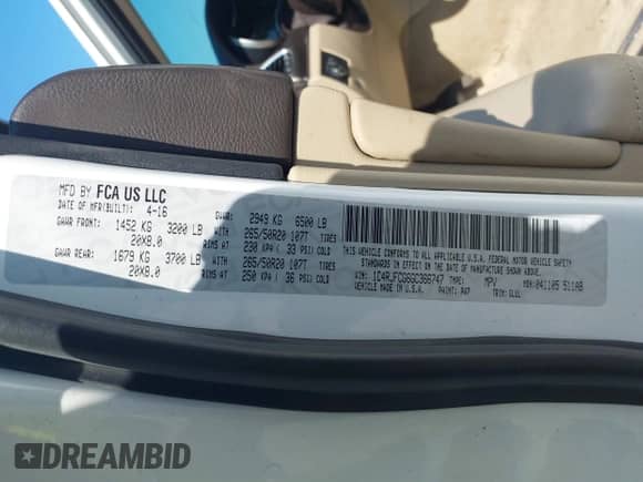 2016 Jeep Grand Cherokee Overland z VIN 1C4RJFCG6GC366747, wystawiony jako IAAI lot #42971833 z przebiegiem 169 964 mil mil oraz . Historia ofert i sprzedaży dostępna na DreamBid. Obrazek 9.