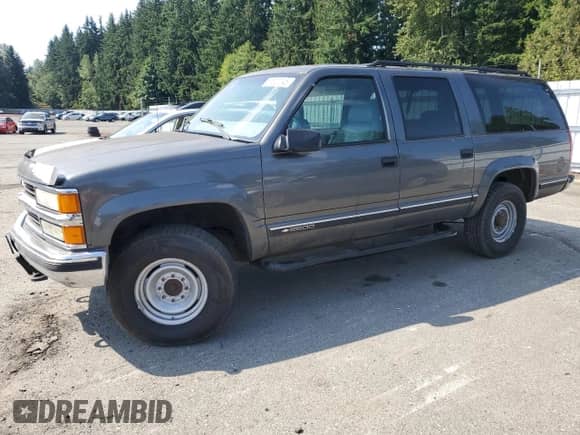 1999 Chevrolet Suburban с VIN 1GNGK26J7XJ465214, выставлен на аукционе Copart как лот 67627745 с пробегом 214 301 миль миль и Списание • Salvage title. История ставок и продаж доступна на DreamBid. Изображение 1.