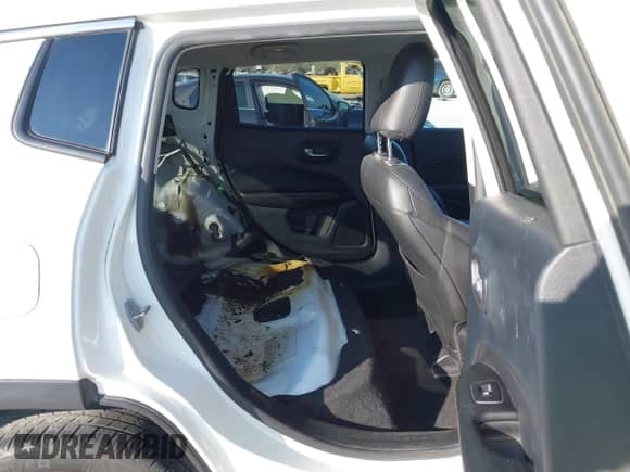 2021 Jeep Compass Limited with VIN 3C4NJCCB1MT514255, listed as a IAAI auction lot 43130803 with 95,253 mi miles and . Bid and sale history available at DreamBid. Image 8.