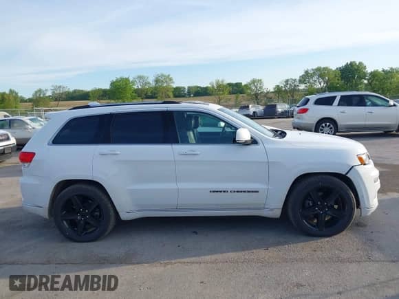 2018 Jeep Grand Cherokee Summit с VIN 1C4RJFJG0JC107732, выставлен на аукционе IAAI как лот 42328645 с пробегом 109 601 миль миль и . История ставок и продаж доступна на DreamBid. Изображение 14.
