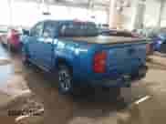 2021 Chevrolet Colorado 4WD Z71 z VIN 1GCGTDEN7M1141049, wystawiony jako IAAI lot #41223962 z przebiegiem 62 114 mil mil oraz . Historia ofert i sprzedaży dostępna na DreamBid. Obrazek 3.
