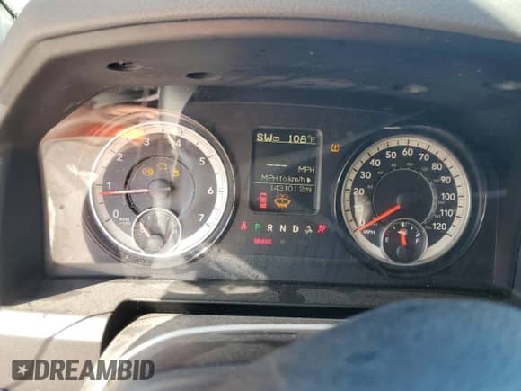 2019 Ram 1500 Express z VIN 1C6RR6FG9KS528641, wystawiony jako Copart lot #85927215 z przebiegiem 143 101 mil mil oraz Szkoda całkowita • Salvage title. Historia ofert i sprzedaży dostępna na DreamBid. Obrazek 9.