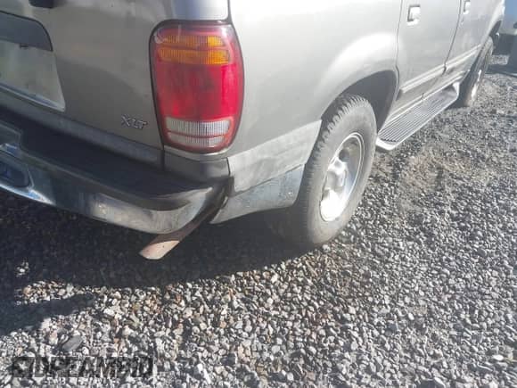 2001 Ford Explorer XLT с VIN 1FMZU63E01ZA32347, выставлен на аукционе IAAI как лот 43326558 с пробегом 226 065 миль миль и . История ставок и продаж доступна на DreamBid. Изображение 2.