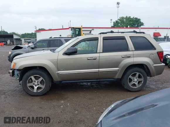 2006 Jeep Grand Cherokee Laredo z VIN 1J4HR48N46C259964, wystawiony jako IAAI lot #42698023 z przebiegiem 201 624 mil mil oraz . Historia ofert i sprzedaży dostępna na DreamBid. Obrazek 15.