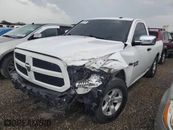 2017 Ram 1500 Express z VIN 3C6JR6AT2HG542205, wystawiony jako Copart lot #61227914 z przebiegiem 18 047 mil mil oraz Szkoda całkowita • Salvage title. Historia ofert i sprzedaży dostępna na DreamBid. Obrazek 4.