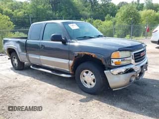 2003 GMC Sierra 1500 SLE с VIN 2GTEK19T231327785, выставлен на аукционе IAAI как лот 42806278 с пробегом 211 683 миль миль и . История ставок и продаж доступна на DreamBid. Изображение 1.