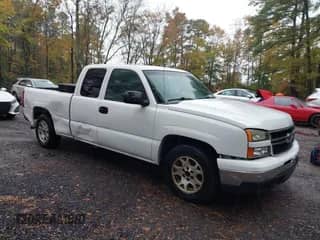 2006 Chevrolet Silverado 1500 Work Truck с VIN 1GCEC19V66Z170918, выставлен на аукционе IAAI как лот 43558471 с пробегом Не указан миль и . История ставок и продаж доступна на DreamBid. Изображение 1.