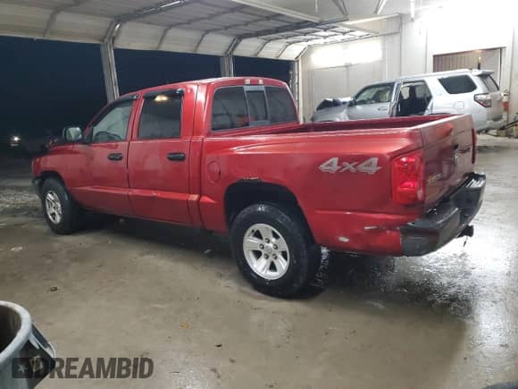 2006 Dodge Dakota ST с VIN 1D7HW28K36S627328, выставлен на аукционе Copart как лот 43163905 с пробегом 196 433 миль миль и Списание • Salvage title. История ставок и продаж доступна на DreamBid. Изображение 2.