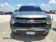 2022 Chevrolet Suburban Z71 с VIN 1GNSKDKD2NR270108, выставлен на аукционе Copart как лот 61860055 с пробегом 73 877 миль миль и Списание • Salvage title. История ставок и продаж доступна на DreamBid. Изображение 5.