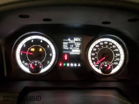 2016 Ram 1500 Tradesman z VIN 1C6RR6FT0GS119075, wystawiony jako Copart lot #64937995 z przebiegiem 155 344 mil mil oraz Czysty tytuł • Clean title. Historia ofert i sprzedaży dostępna na DreamBid. Obrazek 9.