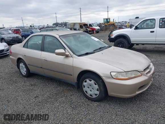 2000 Honda Accord LX z VIN 1HGCG564XYA051304, wystawiony jako IAAI lot #43186943 z przebiegiem Nie podano mil oraz . Historia ofert i sprzedaży dostępna na DreamBid. Obrazek 1.