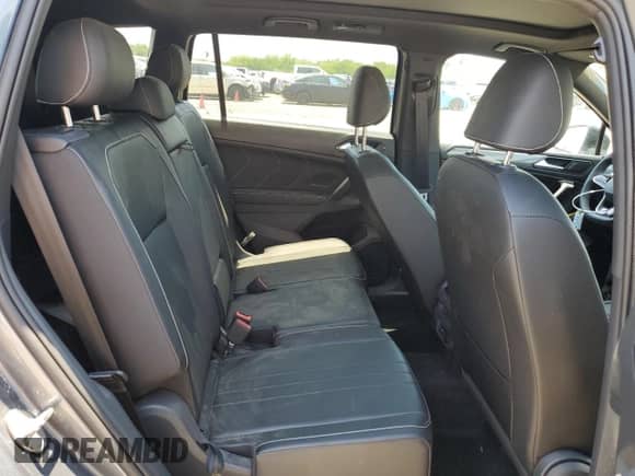 2024 Volkswagen Tiguan SE R-Line Black с VIN 3VVCB7AX7RM129960, выставлен на аукционе Copart как лот 55783365 с пробегом 13 076 миль миль и Списание • Salvage title. История ставок и продаж доступна на DreamBid. Изображение 11.