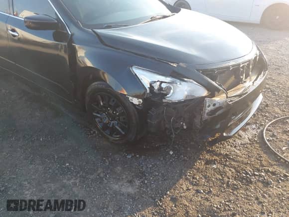 2015 Nissan Altima S z VIN 1N4AL3AP2FC228281, wystawiony jako IAAI lot #43253323 z przebiegiem 157 843 mil mil oraz . Historia ofert i sprzedaży dostępna na DreamBid. Obrazek 6.