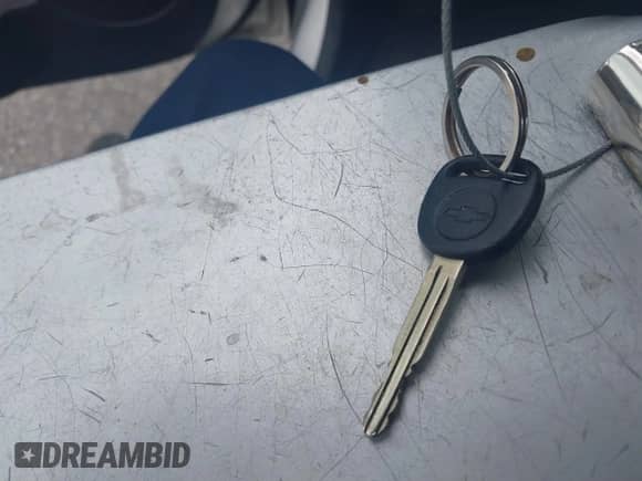 2010 Chevrolet Colorado 1LT z VIN 1GCDSCDE5A8148912, wystawiony jako IAAI lot #41752099 z przebiegiem Nie podano mil oraz . Historia ofert i sprzedaży dostępna na DreamBid. Obrazek 11.