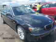 2007 BMW 7 Series 750Li z VIN WBAHN83547DT72824, wystawiony jako IAAI lot #42311684 z przebiegiem 76 696 mil mil oraz . Historia ofert i sprzedaży dostępna na DreamBid. Obrazek 1.