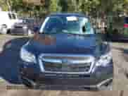 2018 Subaru Forester Premium z VIN JF2SJAEC5JH405628, wystawiony jako IAAI lot #43463543 z przebiegiem 106 481 mil mil oraz . Historia ofert i sprzedaży dostępna na DreamBid. Obrazek 12.