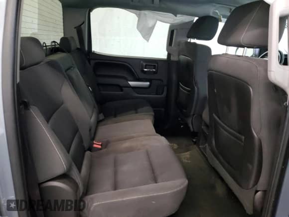 2015 Chevrolet Silverado 1500 LT с VIN 3GCUKREC2FG467847, выставлен на аукционе Copart как лот 67792795 с пробегом 107 316 миль миль и Списание • Salvage title. История ставок и продаж доступна на DreamBid. Изображение 10.