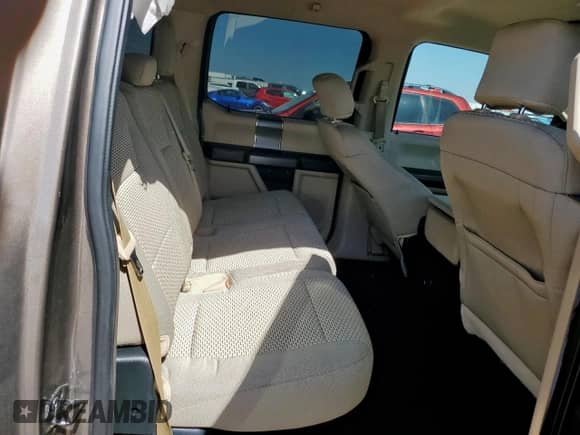 2015 Ford F-150 XLT with VIN 1FTEW1CP1FKE47646, listed as a Copart auction lot 67747325 with 84,832 mi miles and Salvage title. Bid and sale history available at DreamBid. Image 10.