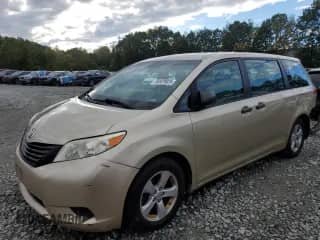 2014 Toyota Sienna L with VIN 5TDZK3DC8ES414753, listed as a Copart auction lot 84929825 with 135,056 mi miles and Clean title. Bid and sale history available at DreamBid. Image 1.