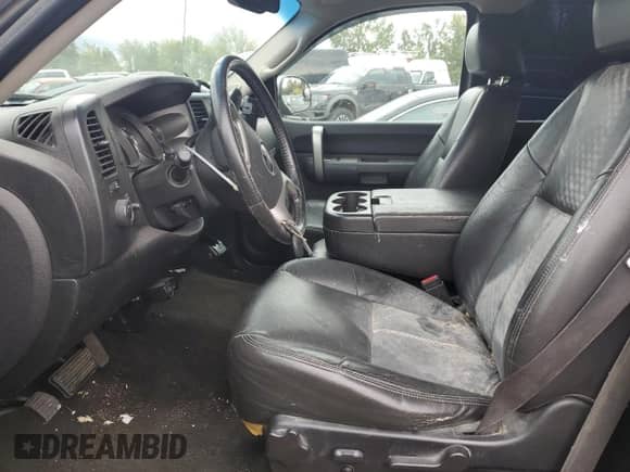 2008 GMC Sierra 1500 SLE1 with VIN 2GTEC19J981213608, listed as a Copart auction lot 85600735 with 218,605 mi miles and Salvage title. Bid and sale history available at DreamBid. Image 7.