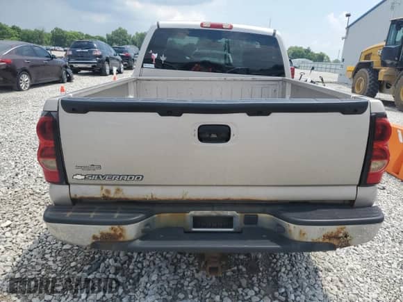 2006 Chevrolet Silverado 1500 Work Truck с VIN 3GCEK14V76G141762, выставлен на аукционе Copart как лот 62571485 с пробегом 129 526 миль миль и Чистый • Clean title. История ставок и продаж доступна на DreamBid. Изображение 6.