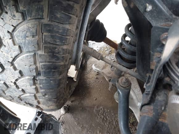 2018 Ram 1500 Big Horn with VIN 1C6RR7GG6JS238098, listed as a IAAI auction lot 42010444 with 93,450 mi miles and . Bid and sale history available at DreamBid. Image 18.