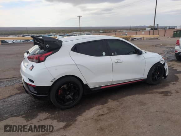 2021 Hyundai Veloster z VIN KMHT36AH9MU010242, wystawiony jako Copart lot #50790145 z przebiegiem 73 850 mil mil oraz Szkoda całkowita • Salvage title. Historia ofert i sprzedaży dostępna na DreamBid. Obrazek 3.